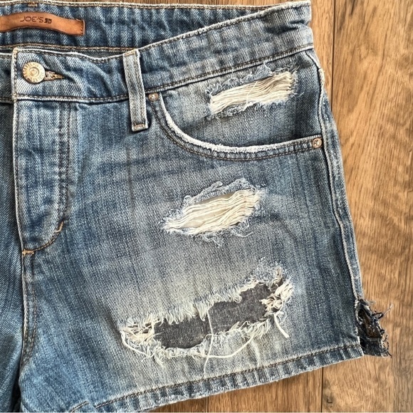 Joe’s Jeans Vintage Y2K The Billie Short Distressed Boyfriend Denim Shorts - Picture 4 of 9